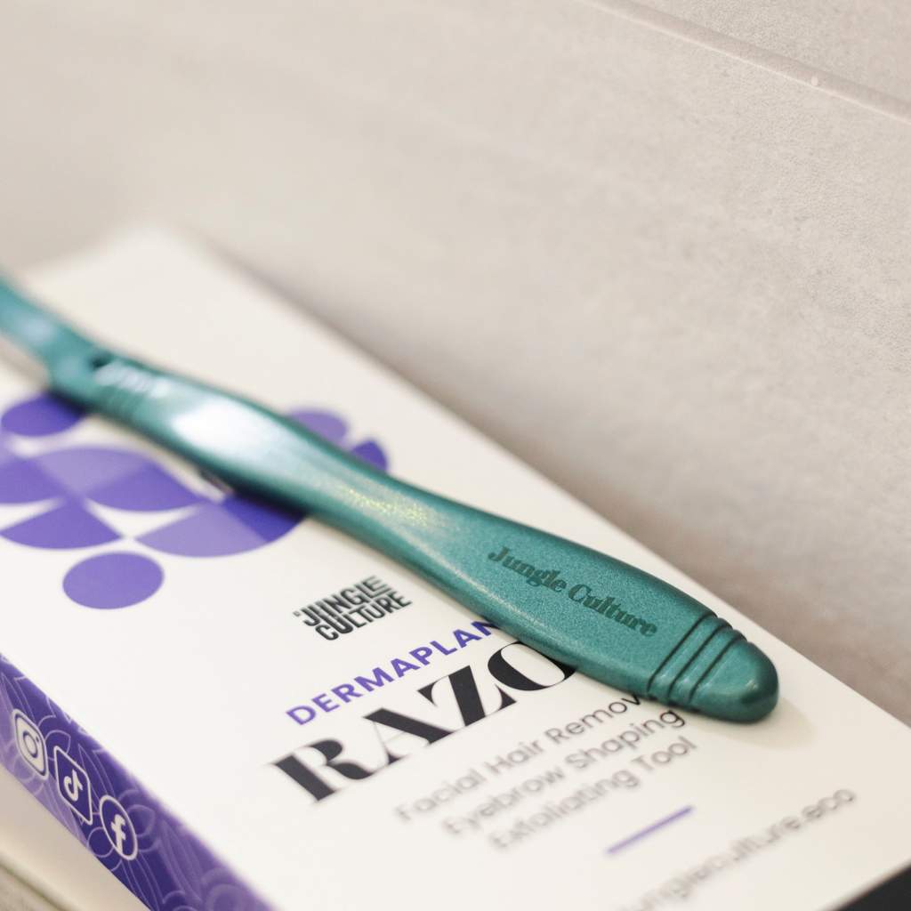 Dermaplaner Eyebrow Razor - Reusable Metal Razors (Shaper)