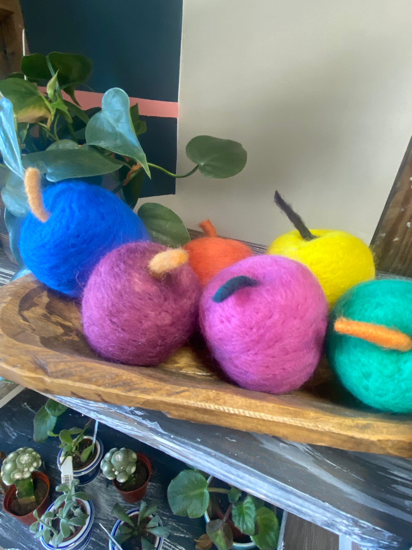 Wool Apple